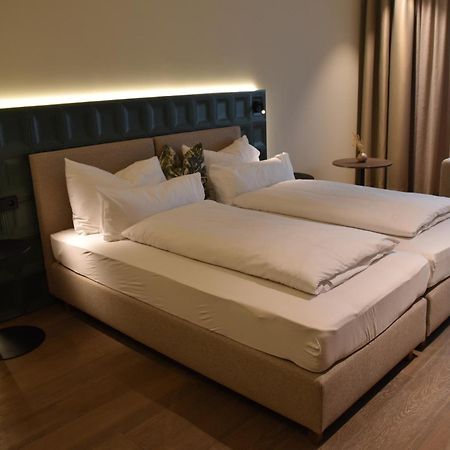 Hafnerhotel - Das Kachelofen-Wohlfuehlhotel Визелбург Екстериор снимка