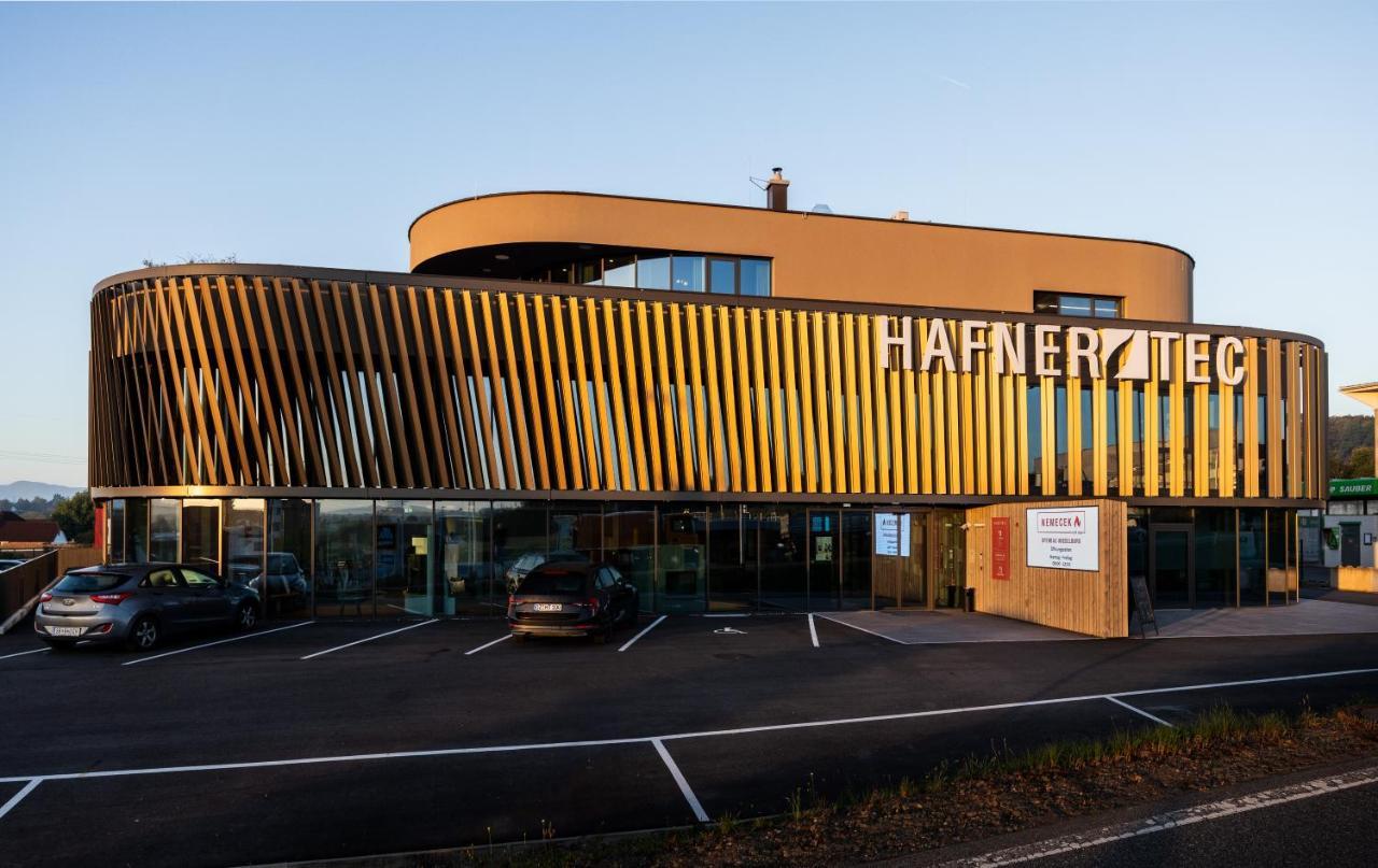 Hafnerhotel - Das Kachelofen-Wohlfuehlhotel Визелбург Екстериор снимка