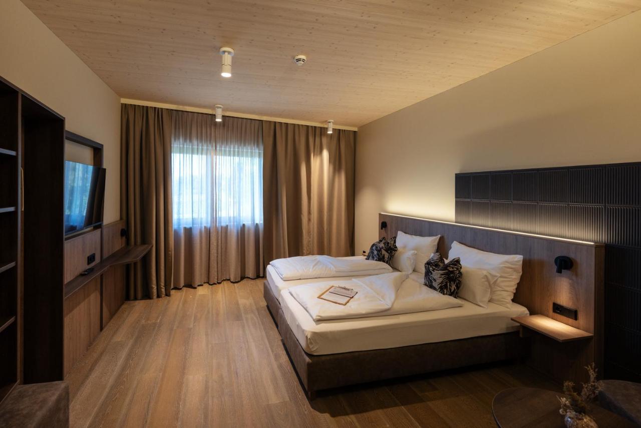 Hafnerhotel - Das Kachelofen-Wohlfuehlhotel Визелбург Екстериор снимка